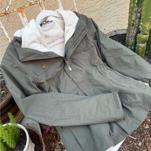 The North Face Olive Green Kids Puffer Jacket Triclimate